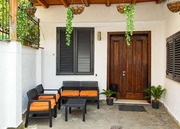 Lucas Central Relaxing House